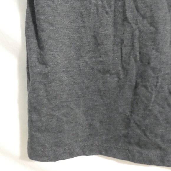 ME TO WE STYLE | small | Graphic Charcoal V-Neck Tee / T-Shirt | Made In Canada - Picture 12 of 14